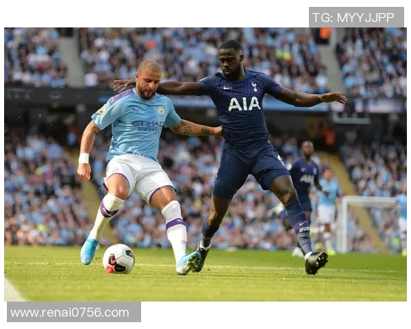 曼特宁独立与卡利阿美利加的精彩对决分析与战术探讨